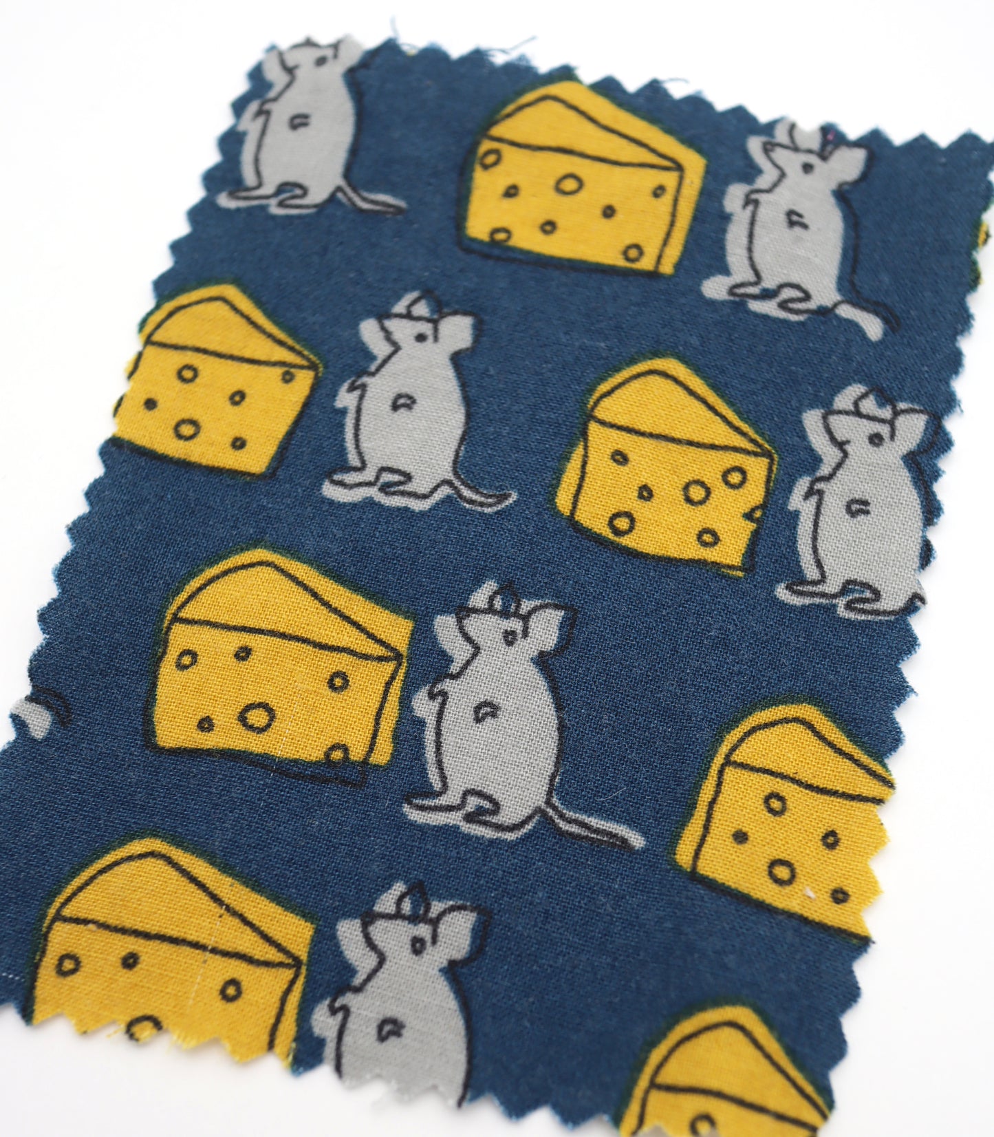 【25SS-227】ネズミさん×チーズプリント綿ローン　/0.5ｙあたり = ～805円