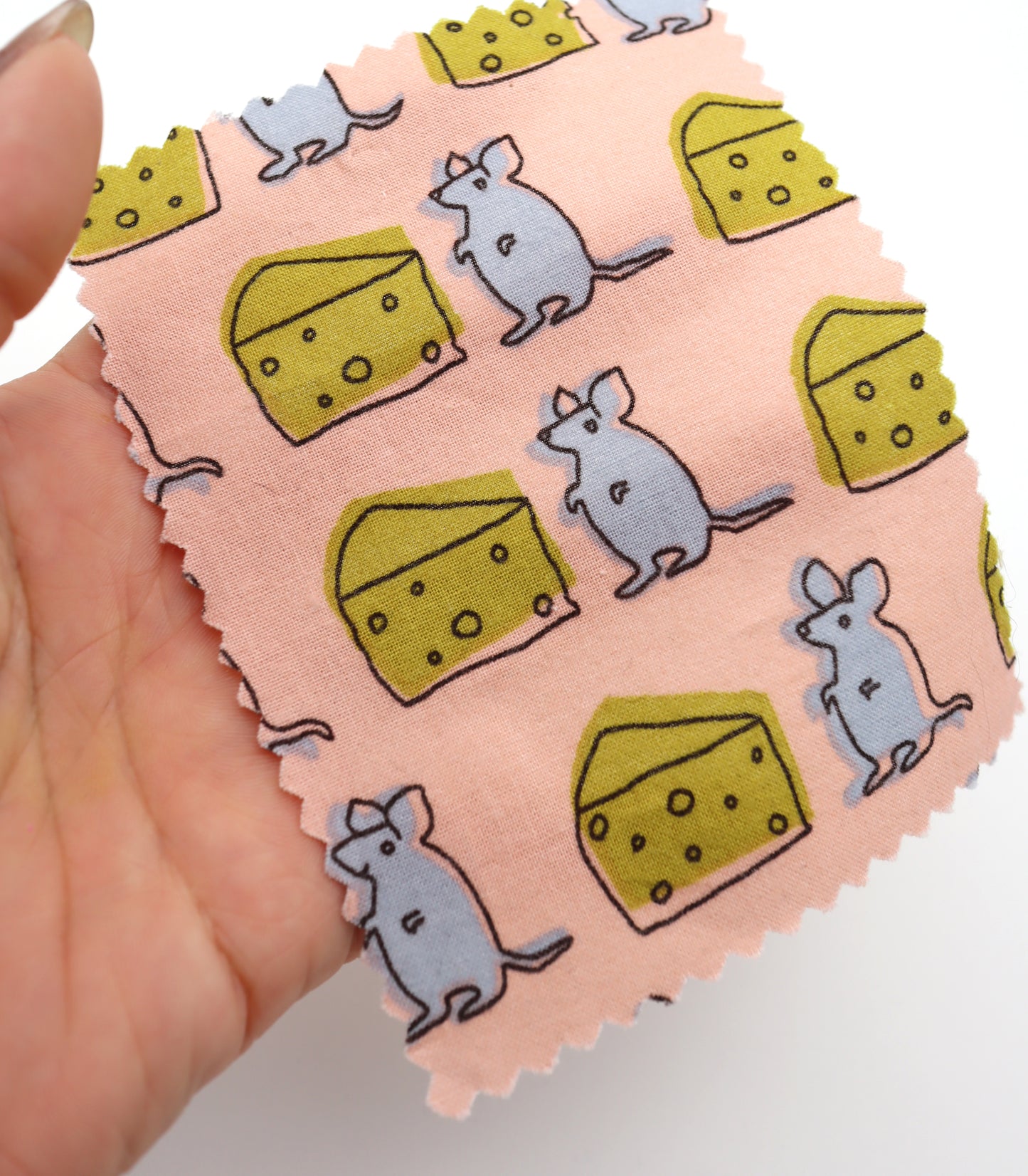 【25SS-227】ネズミさん×チーズプリント綿ローン　/0.5ｙあたり = ～805円