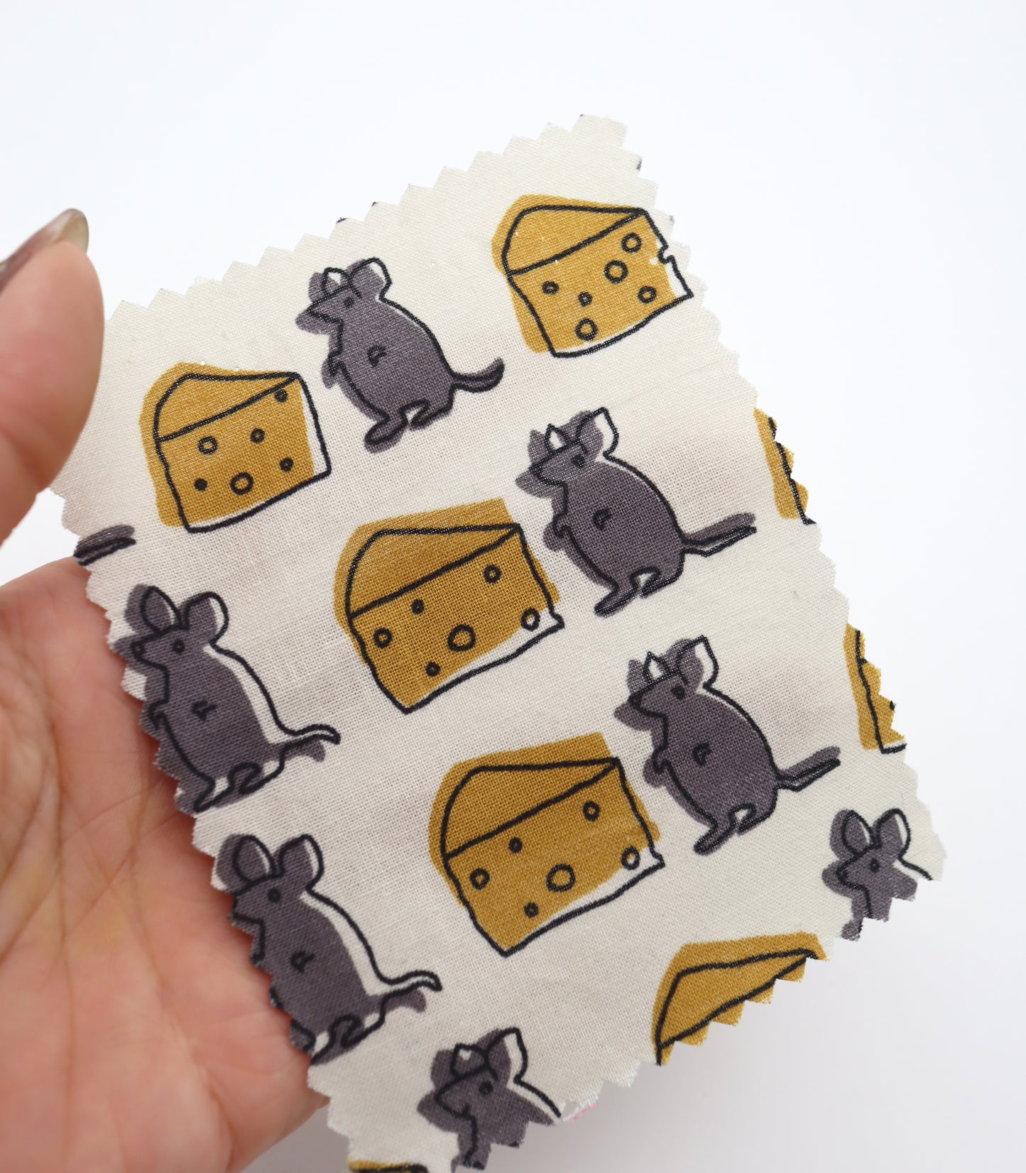 【25SS-227】ネズミさん×チーズプリント綿ローン　/0.5ｙあたり = ～805円