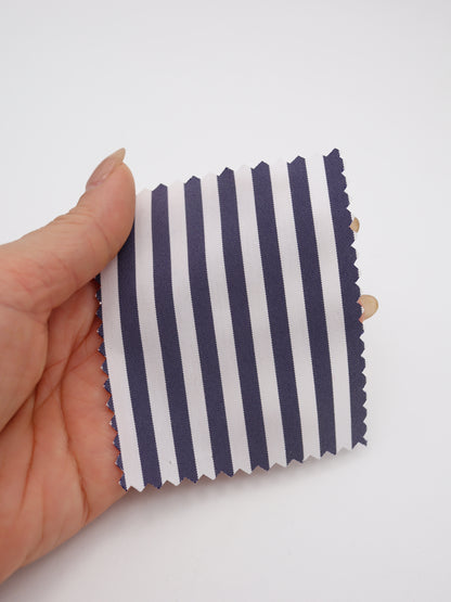 ロンドンストライプタフタ生地｜【生地幅】約111センチ 【混率】ポリエステル90％綿10％｜ドッグウェア（犬服）・シャツ小物向け