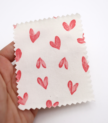 【25SS-057】スケッチ風ハートプリントツイル　/0.5ｙあたり = ～ 945円