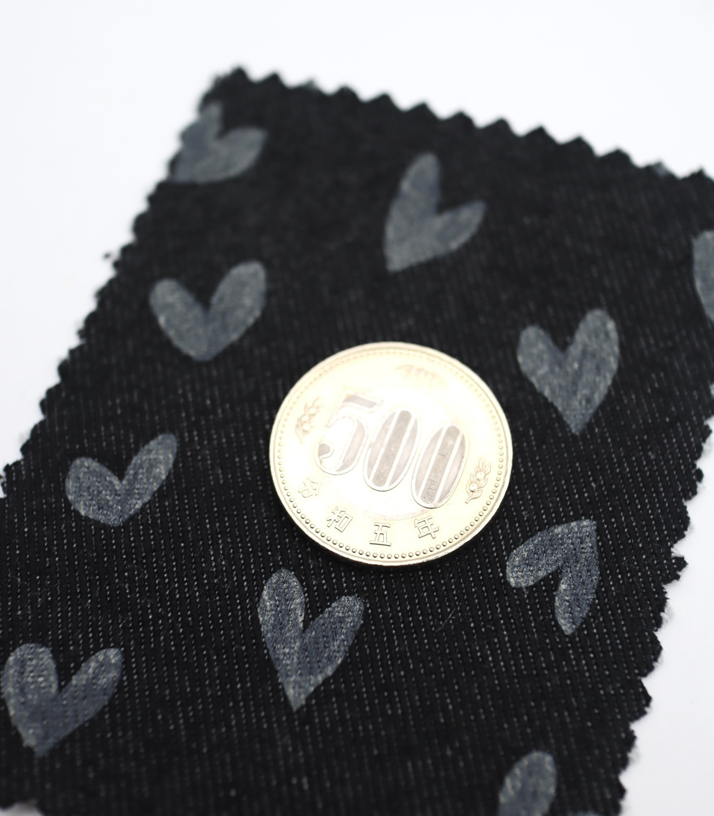 【25SS-058】スケッチ風ハートプリントデニム　/0.5ｙあたり=～1055円