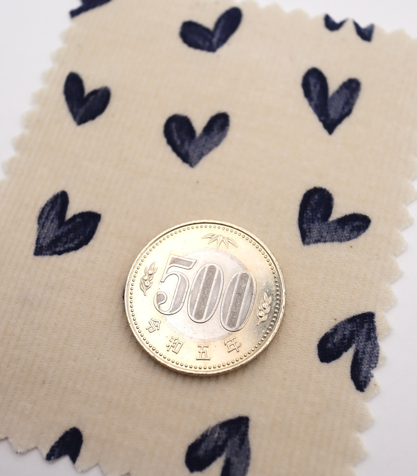 【25SS-008】スケッチ風ハートプリントコーデュロイ　/0.5ｙあたり=～940円