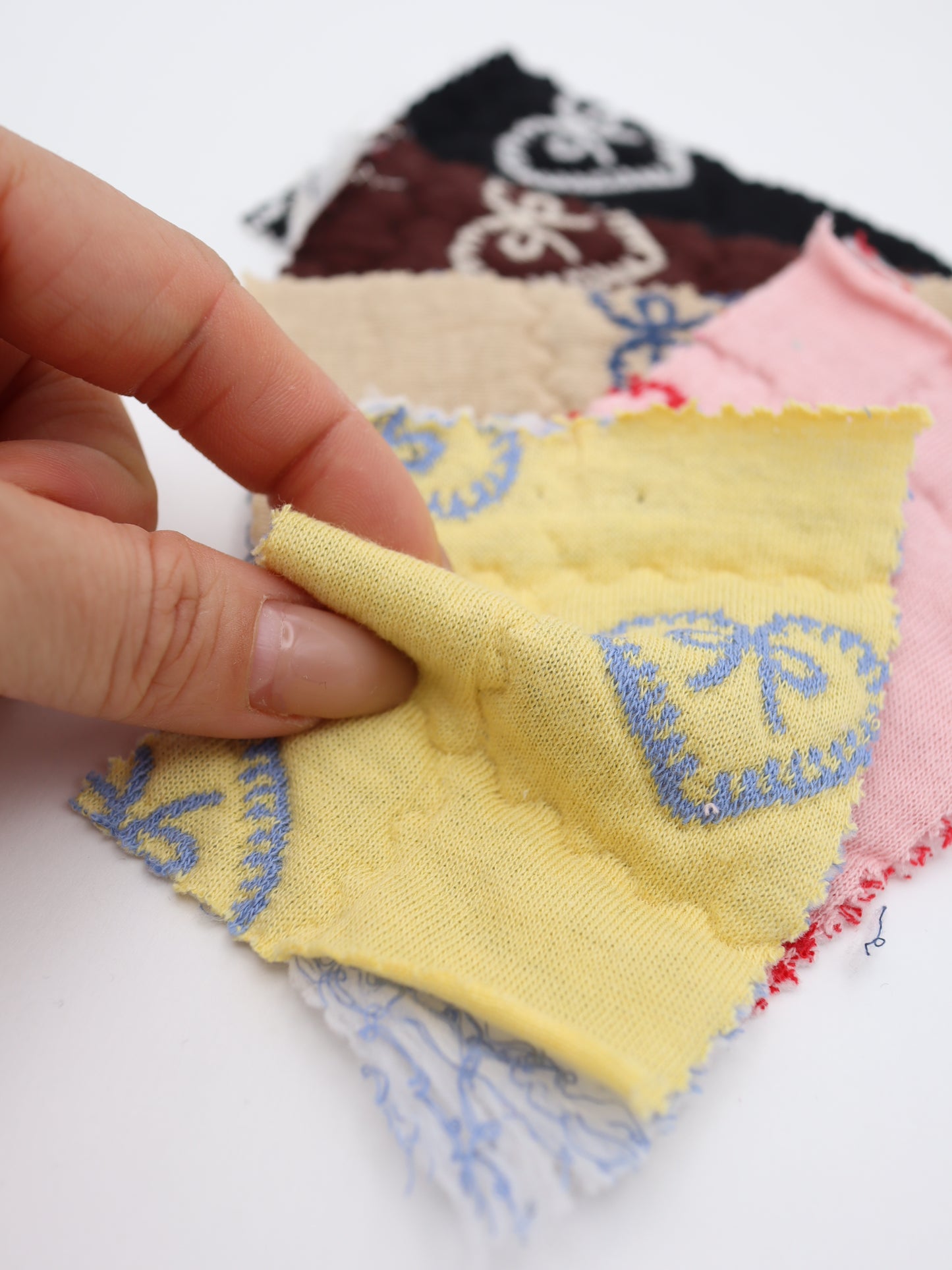 冬用犬服キルティング生地 刺繍入り 26SS-159