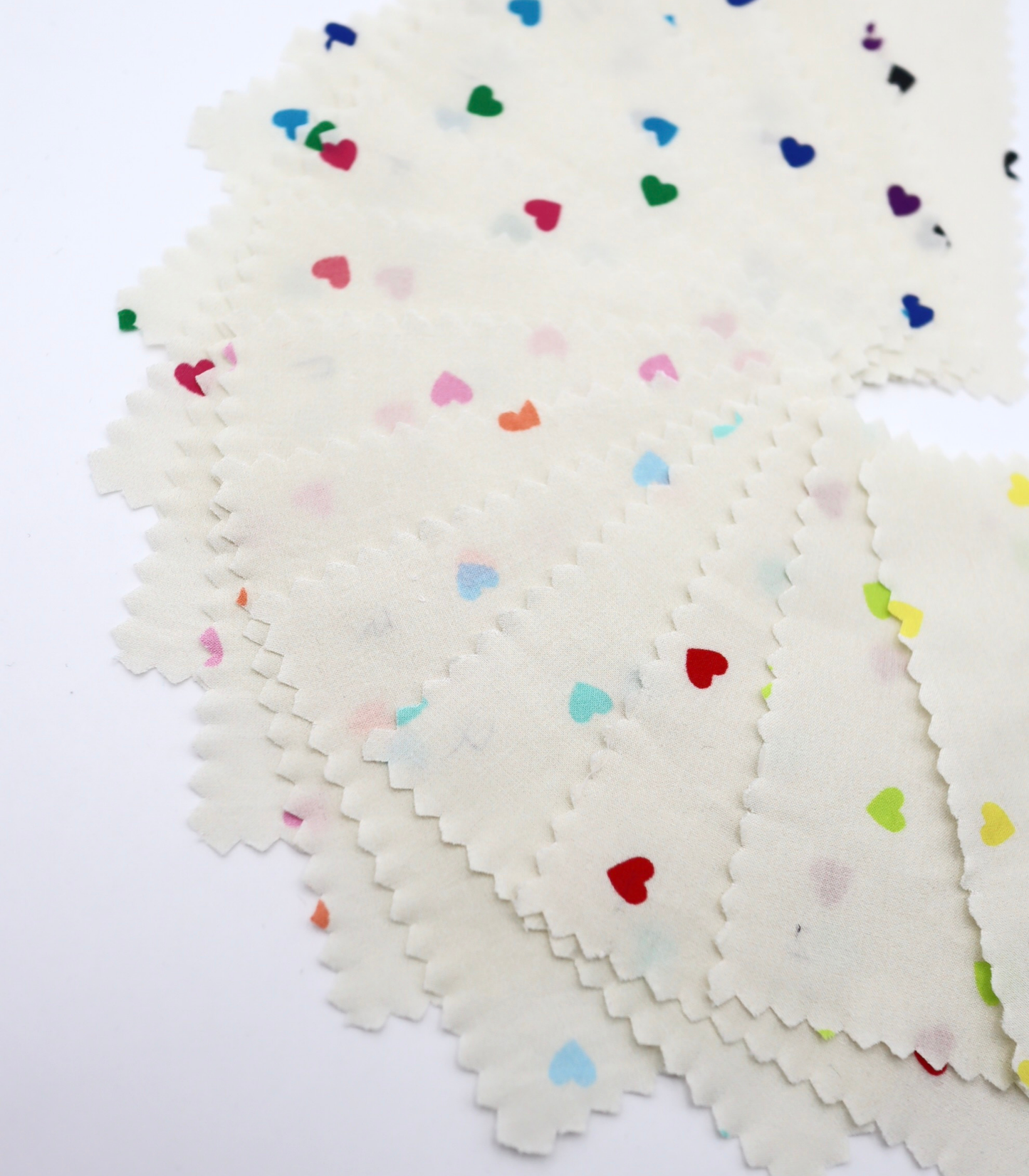 【25SS-045】プチハートプリント綿ローン　/0.5ｙあたり=～485円