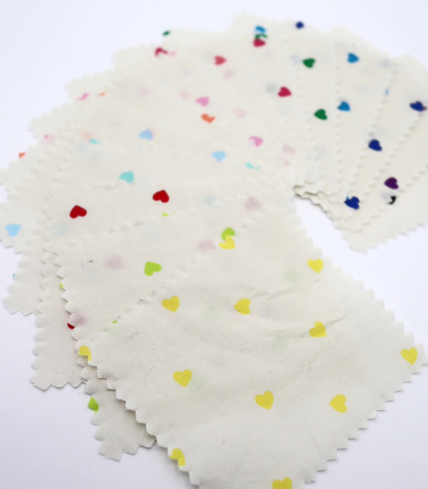 【25SS-045】プチハートプリント綿ローン　/0.5ｙあたり=～485円