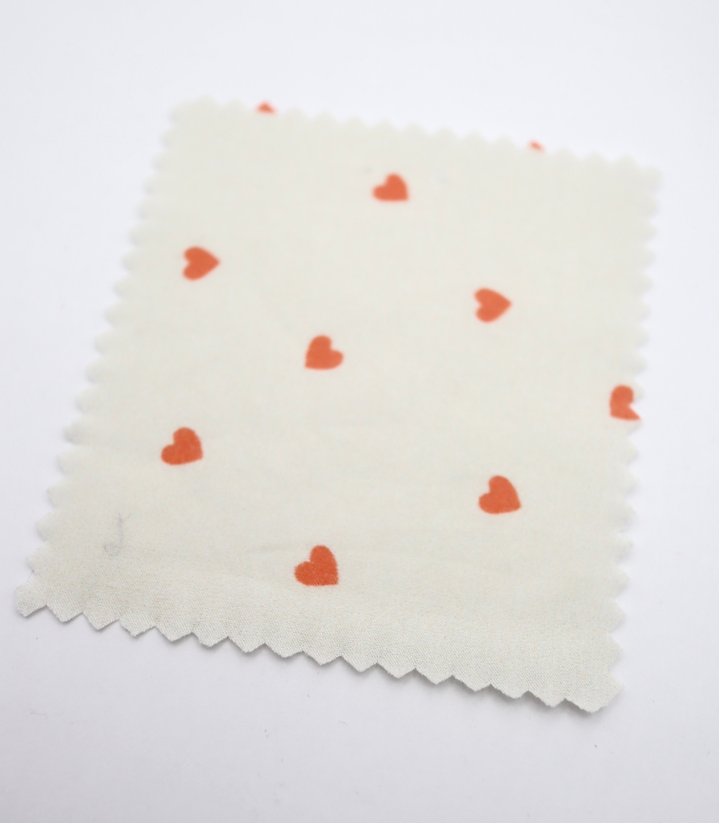 【25SS-045】プチハートプリント綿ローン　/0.5ｙあたり=～485円