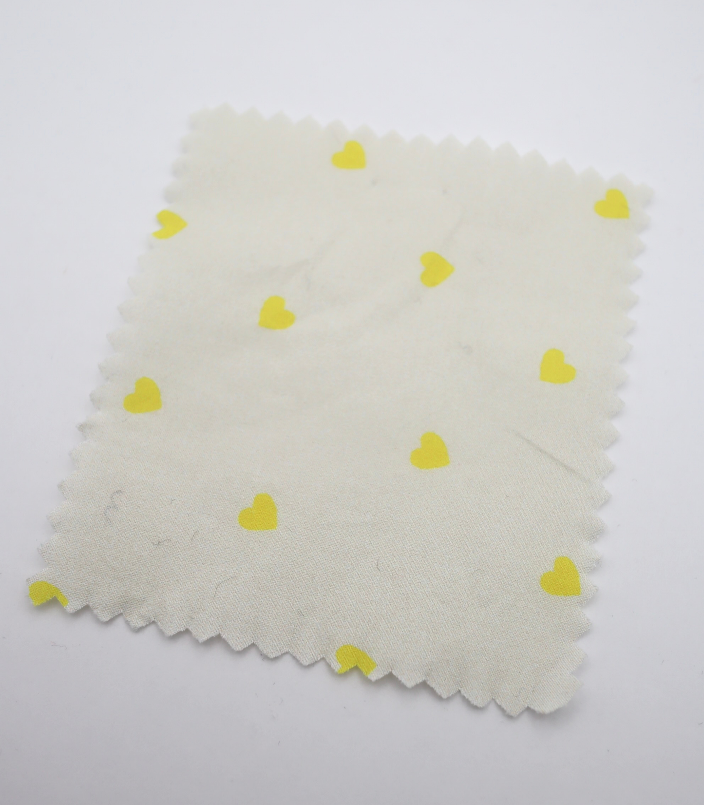 【25SS-045】プチハートプリント綿ローン　/0.5ｙあたり=～485円