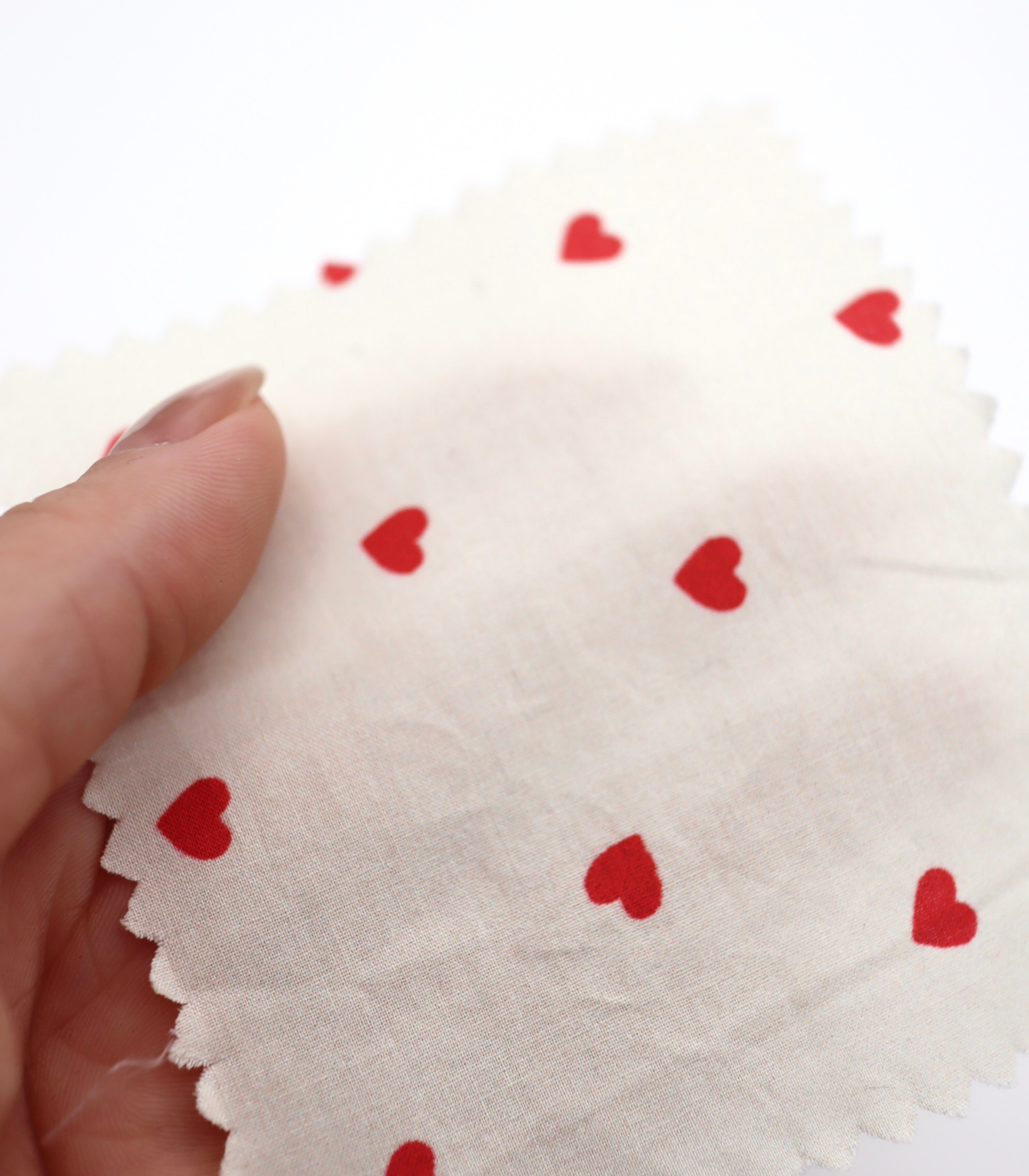 【25SS-045】プチハートプリント綿ローン　/0.5ｙあたり=～485円