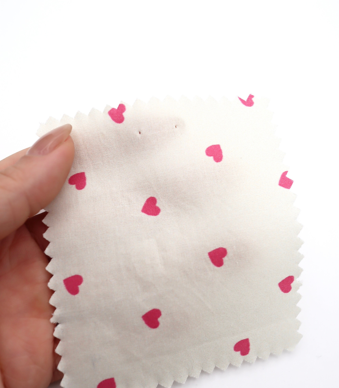 【25SS-045】プチハートプリント綿ローン　/0.5ｙあたり=～485円