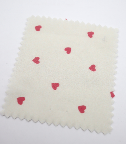 【25SS-045】プチハートプリント綿ローン　/0.5ｙあたり=～485円