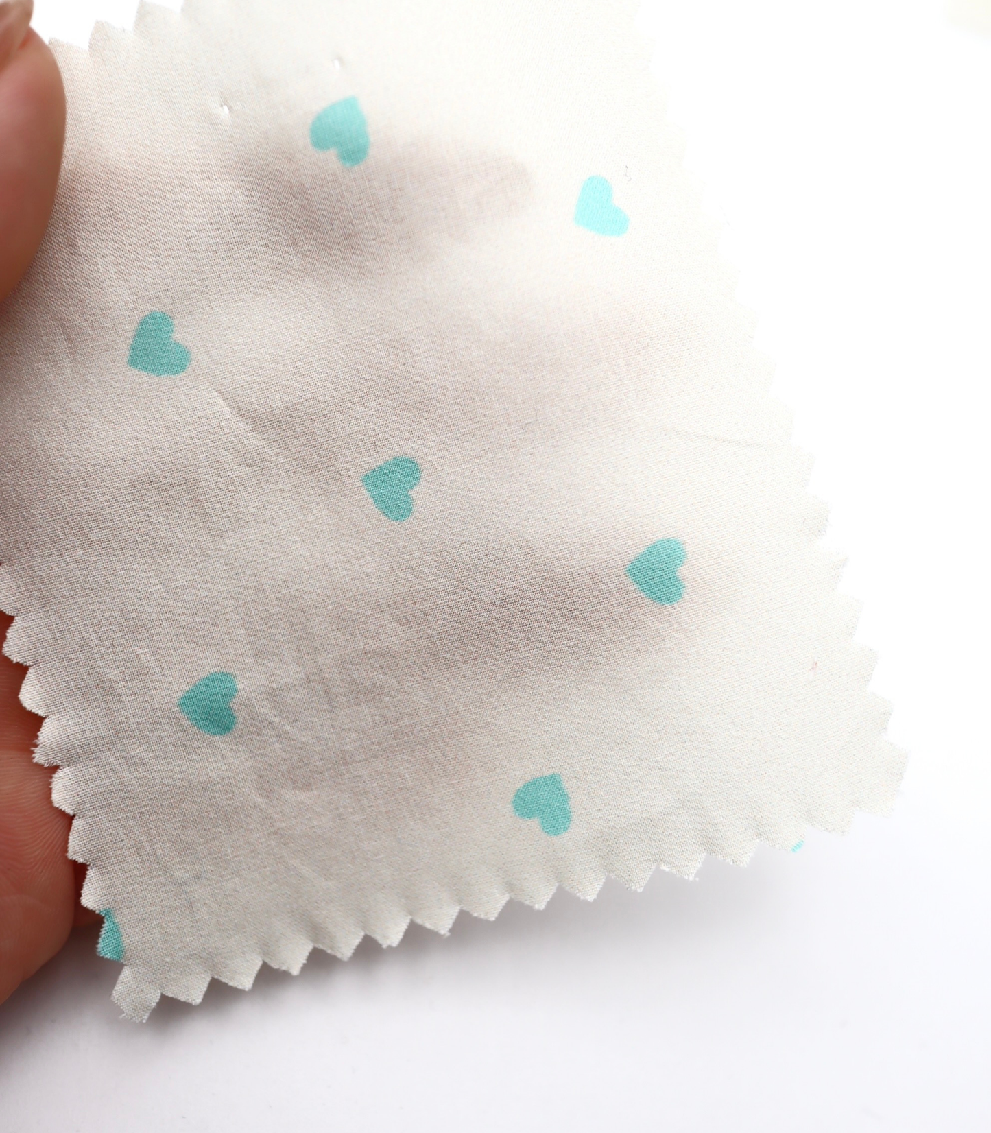 【25SS-045】プチハートプリント綿ローン　/0.5ｙあたり=～485円