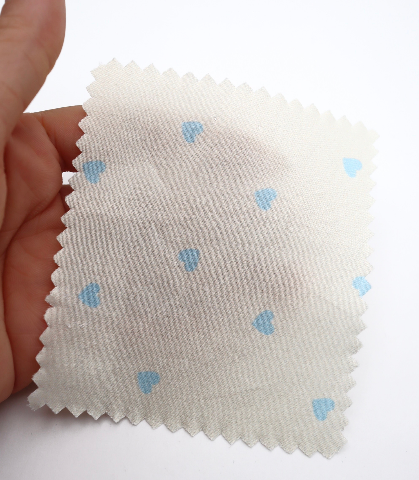 【25SS-045】プチハートプリント綿ローン　/0.5ｙあたり=～485円