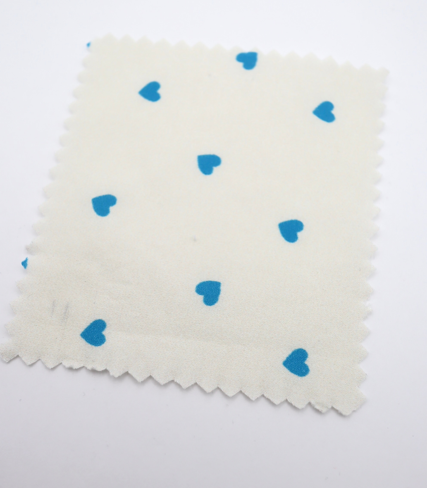 【25SS-045】プチハートプリント綿ローン　/0.5ｙあたり=～485円