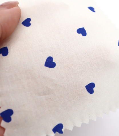 【25SS-045】プチハートプリント綿ローン　/0.5ｙあたり=～485円