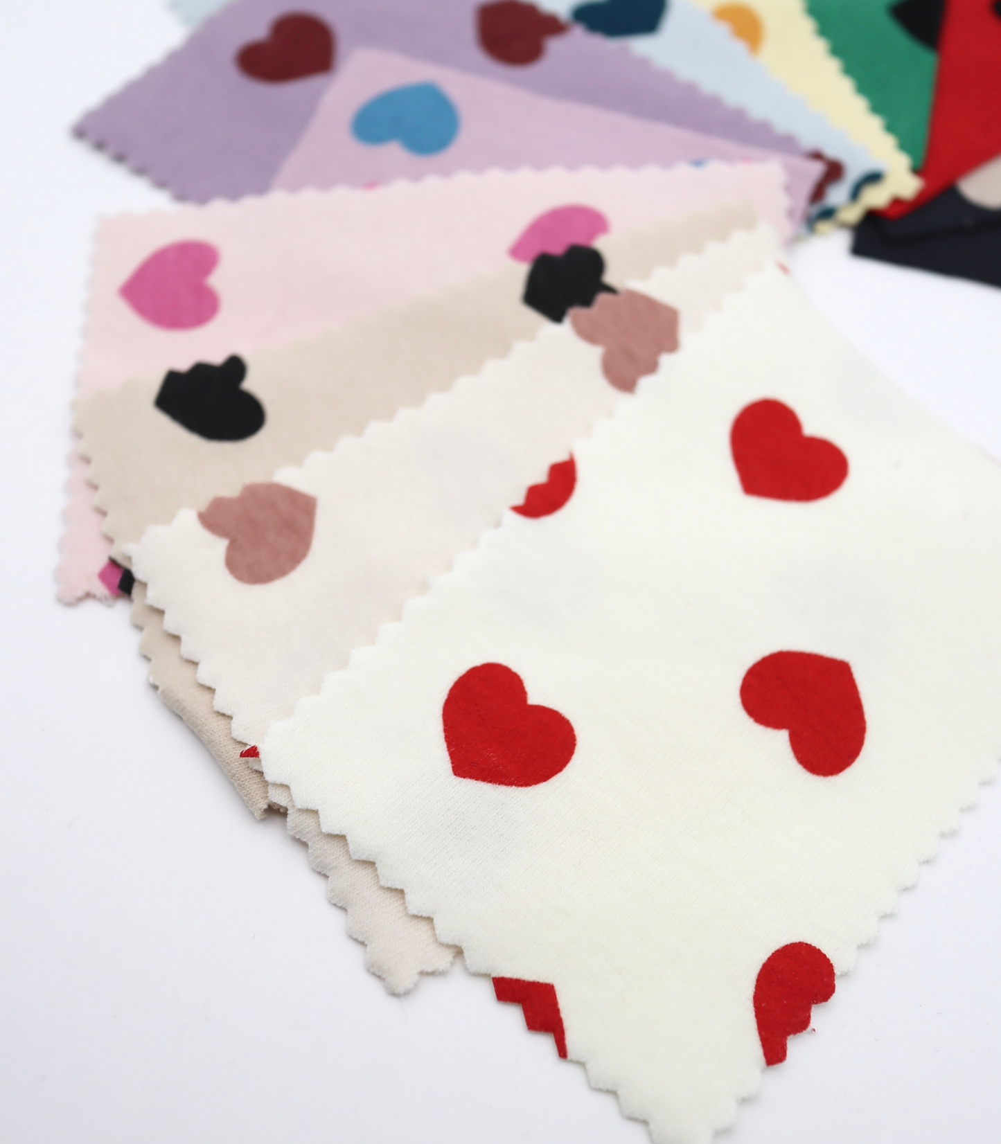 【25SS-034】ハートプリントベアフライス　/0.5ｙあたり=～1095円