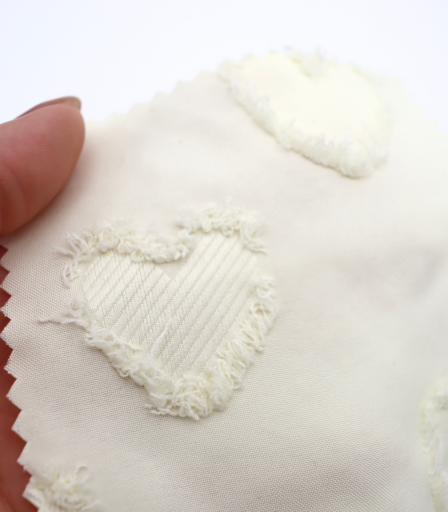 【25SS-042】ハートフリンジジャガードタフタ　/0.5ｙあたり=～850円