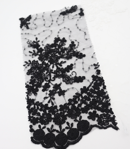【25SS-389】スパンコール×フラワー刺繍スカラップ付きチュールレース　/0.5ｙあたり=～1645円