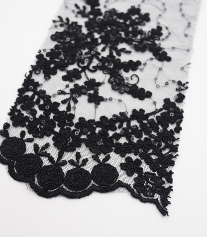 【25SS-389】スパンコール×フラワー刺繍スカラップ付きチュールレース　/0.5ｙあたり=～1645円