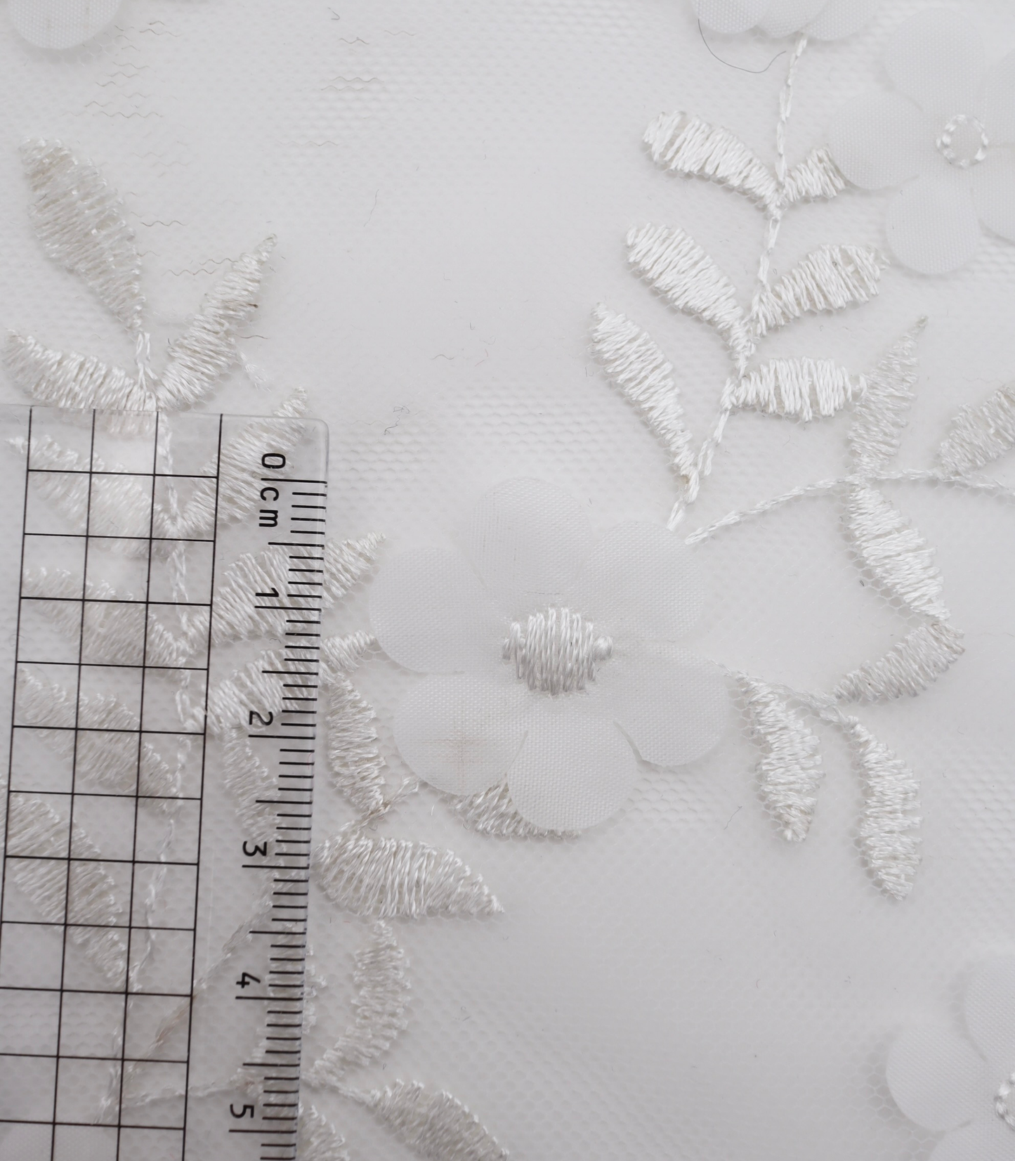 【25SS-381】立体フラワー付き刺繍チュール　/0.5ｙあたり=～1605円