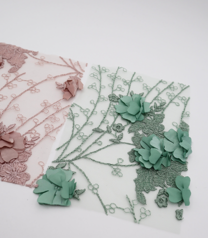 【25SS-382】立体フラワー付き刺繍チュール　/0.5ｙあたり=～2570円