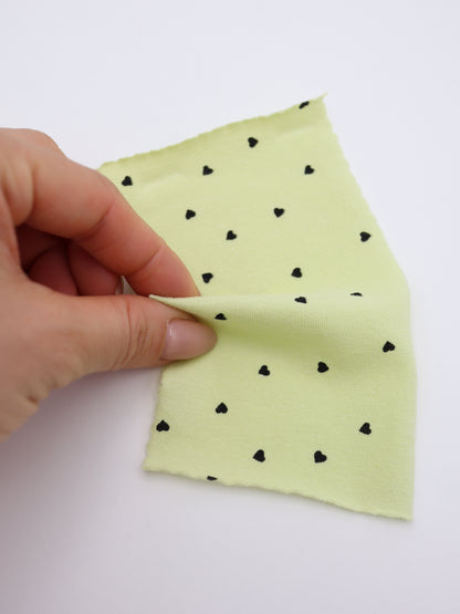プチハート・ストレッチコットン天竺ニット｜147cm広幅・綿95% PU5%｜伸縮性型崩れしにくい｜ドッグウェア・Tシャツ・インナー向け｜26SS-046【生地仕入れ代行卸】