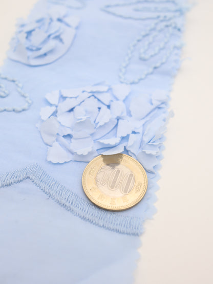 【25AW-019】スカラップ付き立体フラワー刺繍綿ローン　/0.5ｙあたり=～1190円