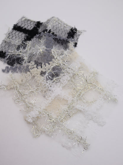 ふわふわキラキラフリンジチェック柄刺繍オーガンジー｜【生地幅】約121センチ 【混率】ポリエステル100%｜ドッグウエア・KIDSウエア・衣装・ドレス・雑貨向き｜26AW-303