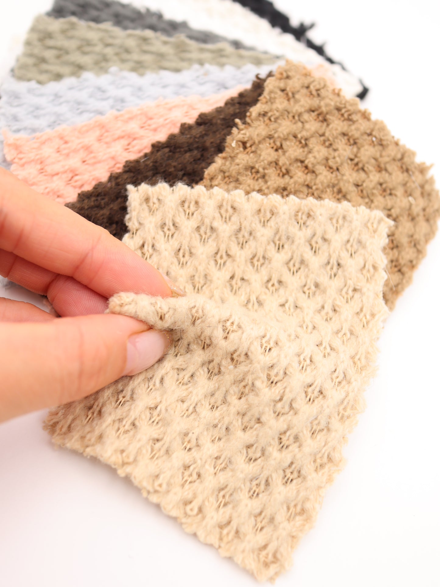 【25AW-035】ウール混ふわふわハニカムニットソー　/0.5ｙあたり=～1500円