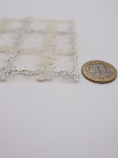 ふわふわキラキラフリンジチェック柄刺繍オーガンジー｜【生地幅】約121センチ 【混率】ポリエステル100%｜ドッグウエア・KIDSウエア・衣装・ドレス・雑貨向き｜26AW-303