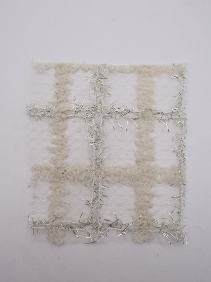 ふわふわキラキラフリンジチェック柄刺繍オーガンジー｜【生地幅】約121センチ 【混率】ポリエステル100%｜ドッグウエア・KIDSウエア・衣装・ドレス・雑貨向き｜26AW-303