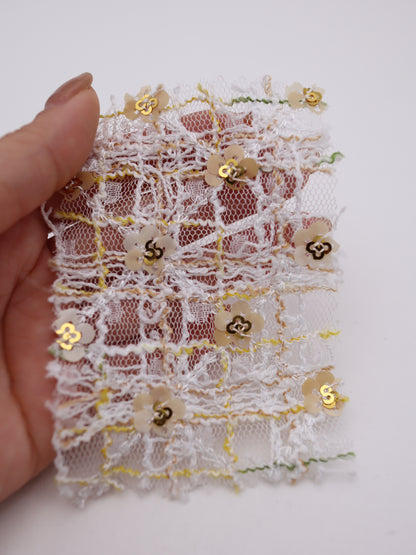 お花スパンコール＆スラブチェック刺繍チュール｜【生地幅】約144センチ 【混率】ポリエステル100%｜ドレス・衣装・雑貨向き｜26AW-300