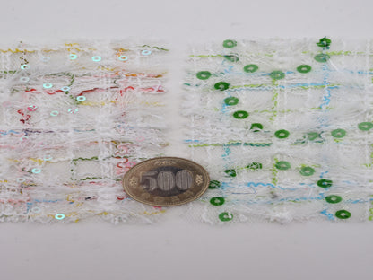 ふさふさフリンジ＆スパンコール付きチェック柄刺繍チュール｜【生地幅】約144センチ 【混率】ポリエステル100%｜ドレス・衣装・雑貨向き｜26AW-300-1