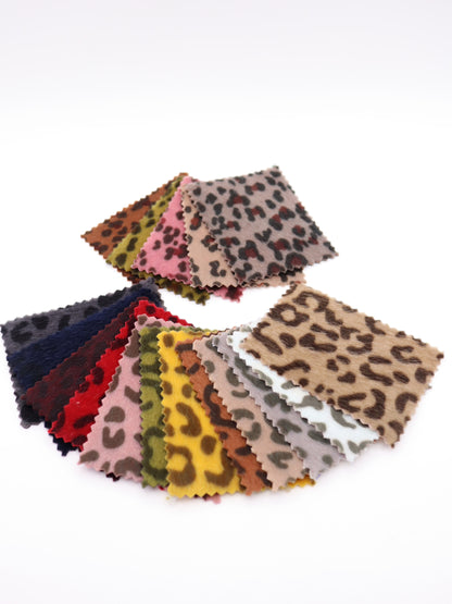 【25AW-039】フェイクハラコ毛足つるつるヒョウ柄プリント　/0.5ｙあたり=～1370円