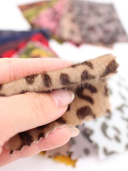 【25AW-039】フェイクハラコ毛足つるつるヒョウ柄プリント　/0.5ｙあたり=～1370円