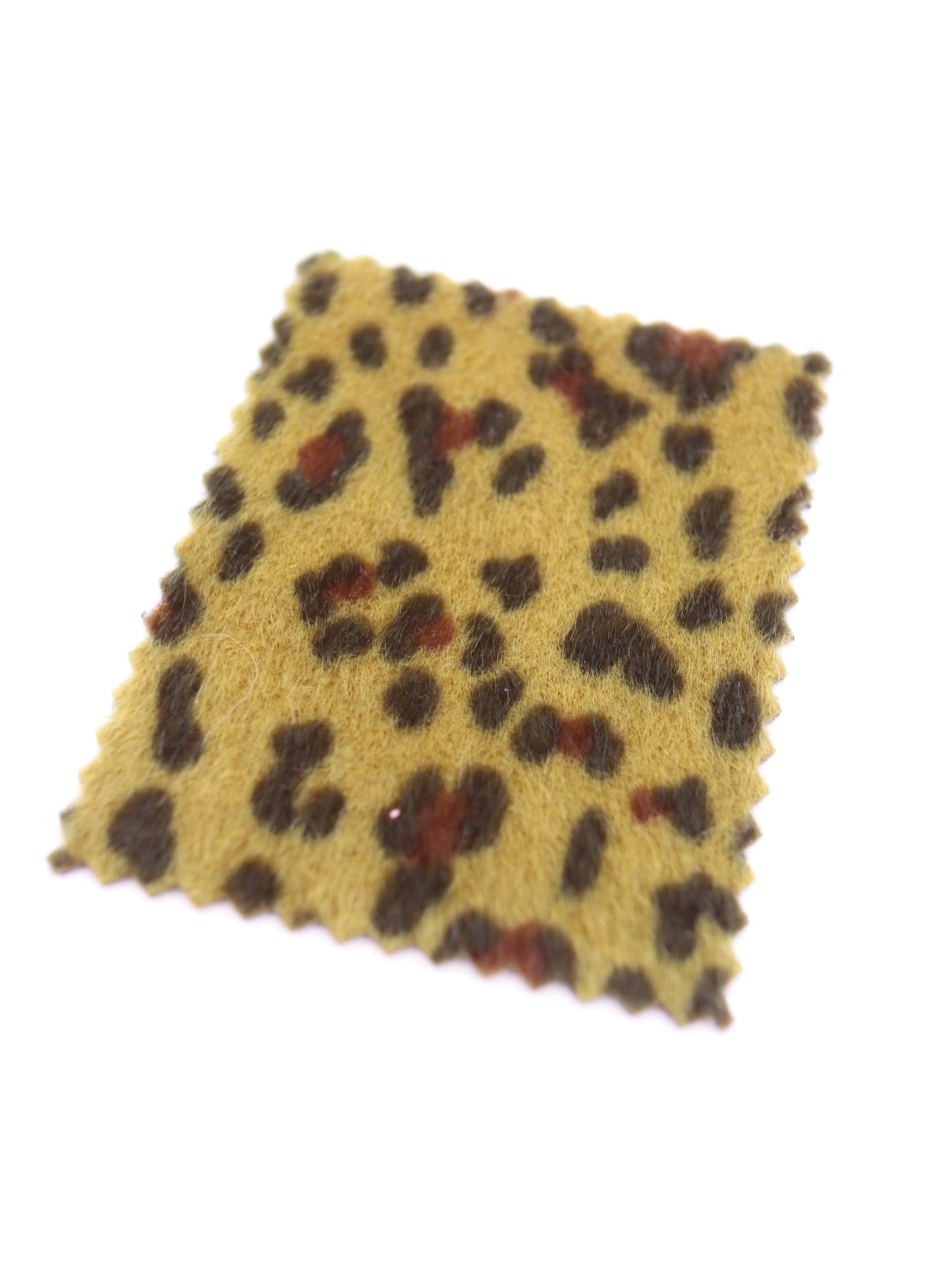 【25AW-039】フェイクハラコ毛足つるつるヒョウ柄プリント　/0.5ｙあたり=～1370円