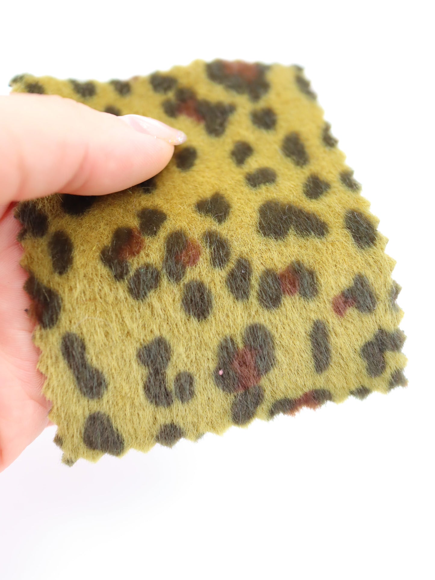 【25AW-039】フェイクハラコ毛足つるつるヒョウ柄プリント　/0.5ｙあたり=～1370円