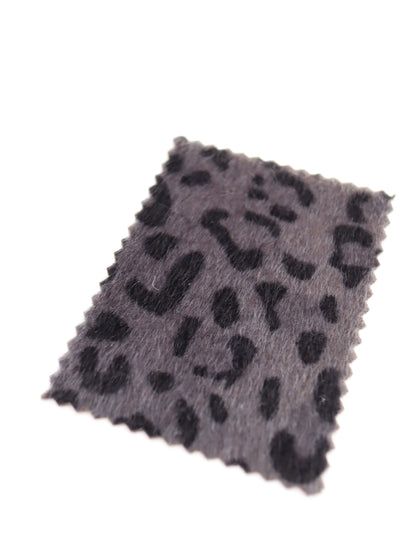 【25AW-039】フェイクハラコ毛足つるつるヒョウ柄プリント　/0.5ｙあたり=～1370円