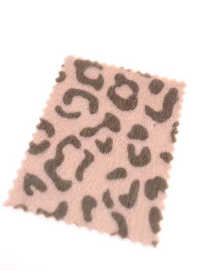 【25AW-039】フェイクハラコ毛足つるつるヒョウ柄プリント　/0.5ｙあたり=～1370円