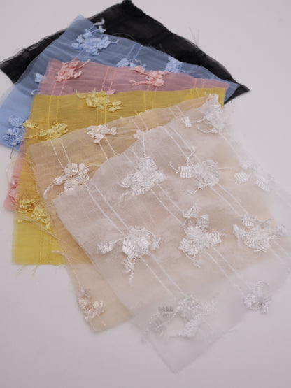 ふさふさフリンジヤーン刺繍シフォン｜【生地幅】約142センチ 【混率】ポリエステル100％｜ドッグウエア・KIDSウエア・ブラウス・ドレス・雑貨向き｜26AW-289