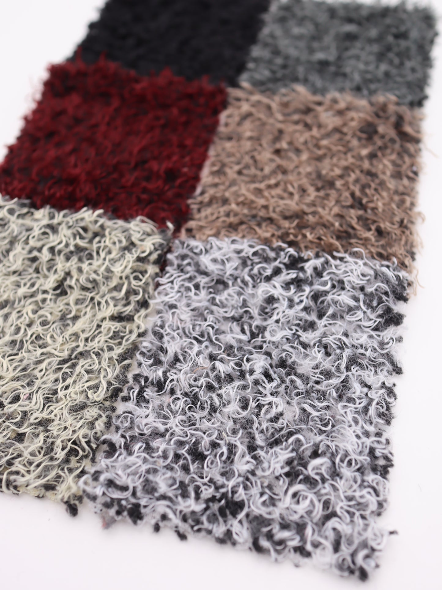ふわふわ配色くるくるシャギーニットソー｜【生地幅】約147センチ 【混率】ポリエステル100%｜ドッグウエア・KIDSウエア・トップス・雑貨向き｜26AW-066