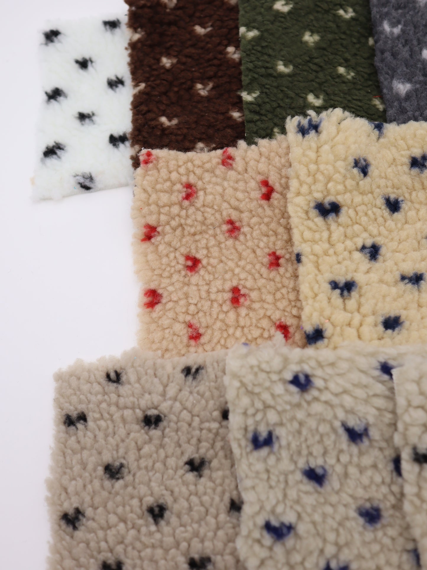 【25AW-151】じつはプチハートボア　/0.5ｙあたり=～1065円