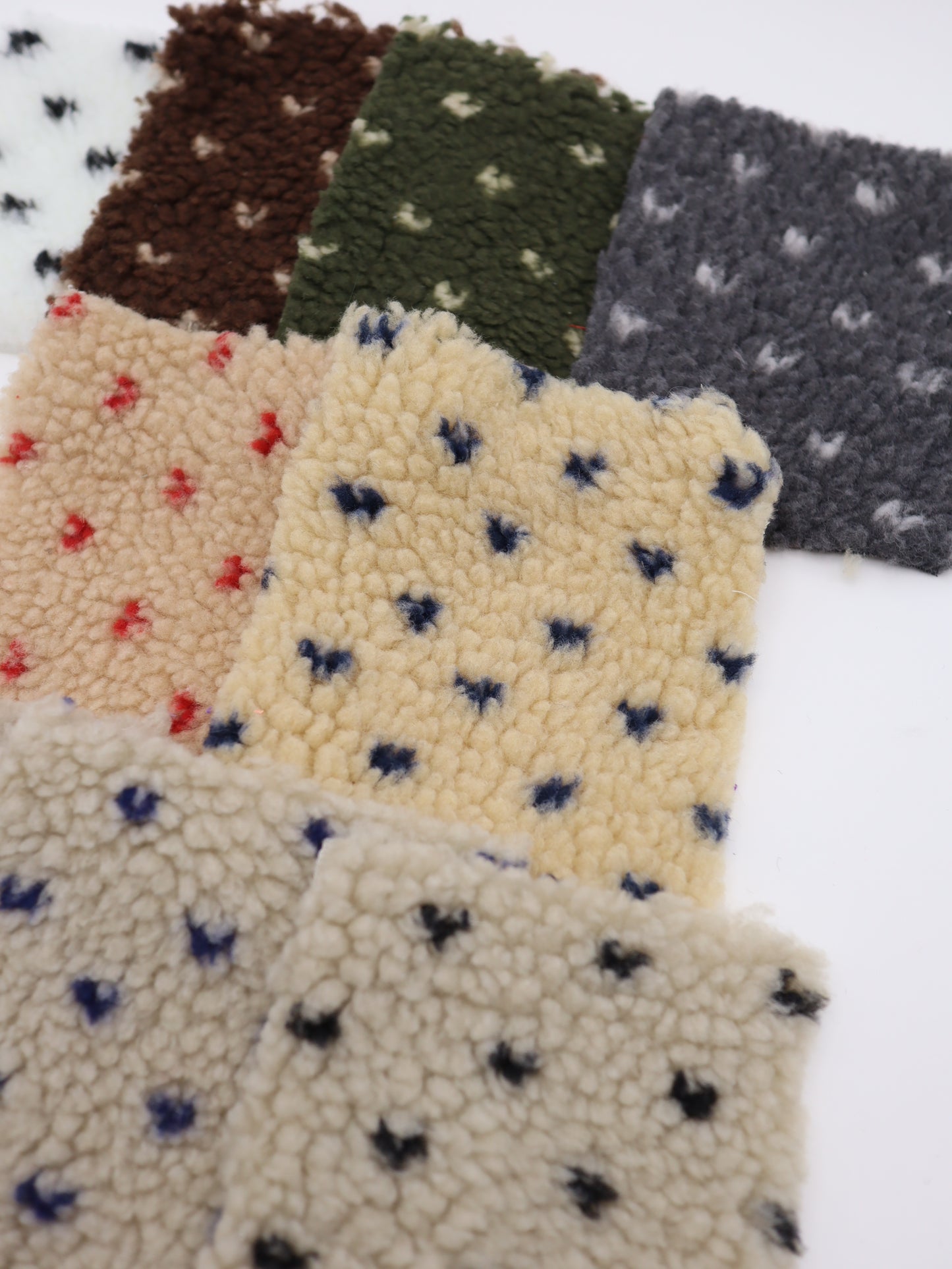 【25AW-151】じつはプチハートボア　/0.5ｙあたり=～1065円