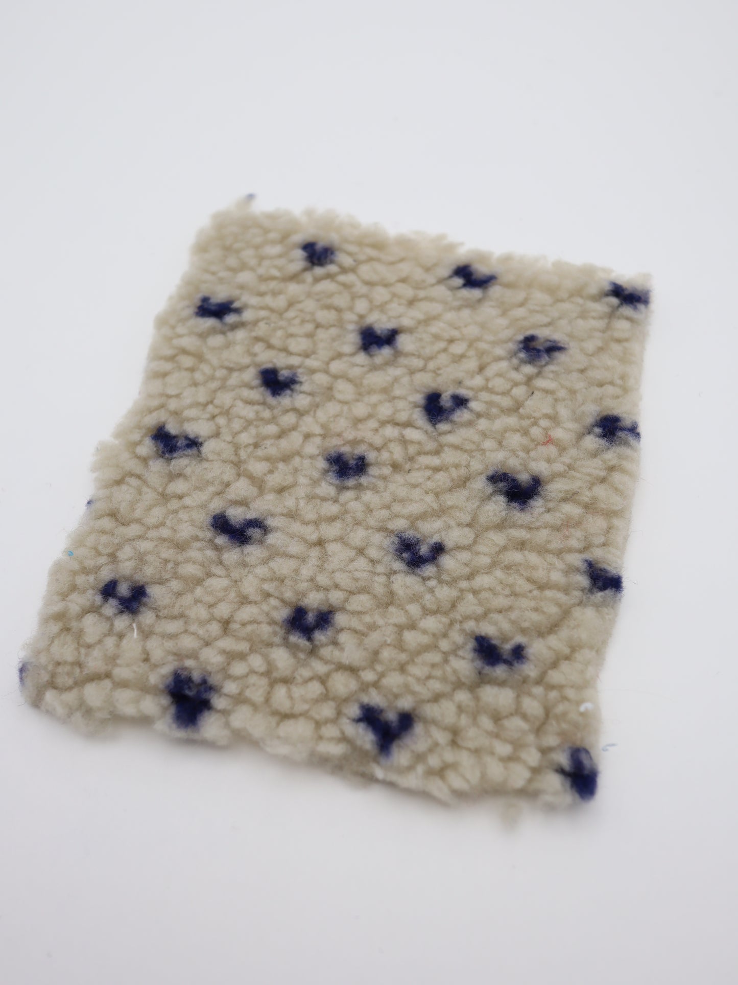 【25AW-151】じつはプチハートボア　/0.5ｙあたり=～1065円