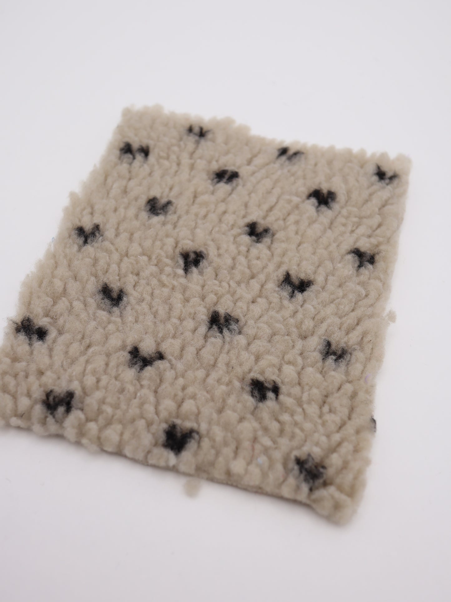 【25AW-151】じつはプチハートボア　/0.5ｙあたり=～1065円