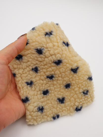 【25AW-151】じつはプチハートボア　/0.5ｙあたり=～1065円