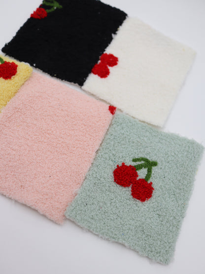 【25AW-159】さくらんぼ両面ボアニット　/0.5ｙあたり=～1440円