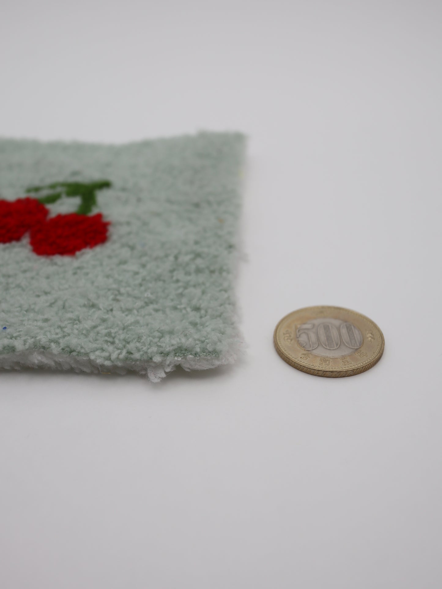 【25AW-159】さくらんぼ両面ボアニット　/0.5ｙあたり=～1440円