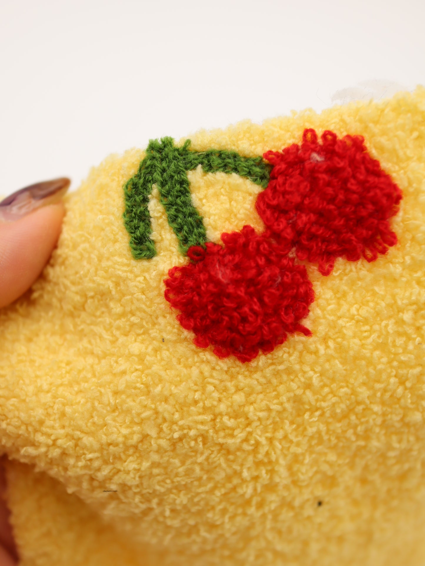 【25AW-159】さくらんぼ両面ボアニット　/0.5ｙあたり=～1440円