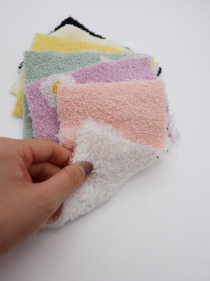 【25AW-158】レトロフラワー両面ボアニット　/0.5ｙあたり=～1265円